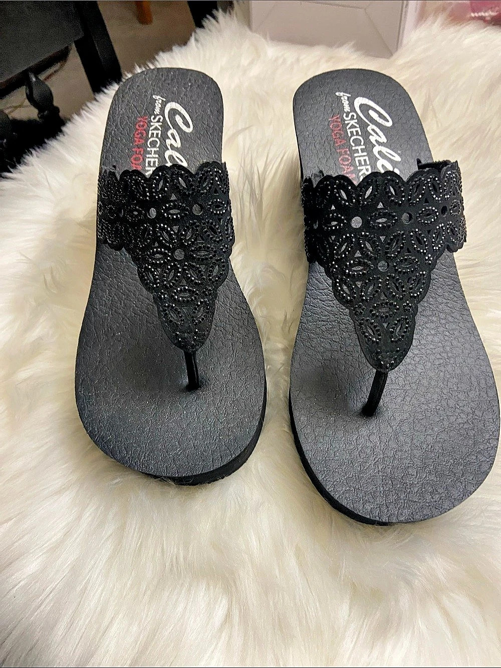 Skechers Cali Vinyasa Women's Black Thong Sandals